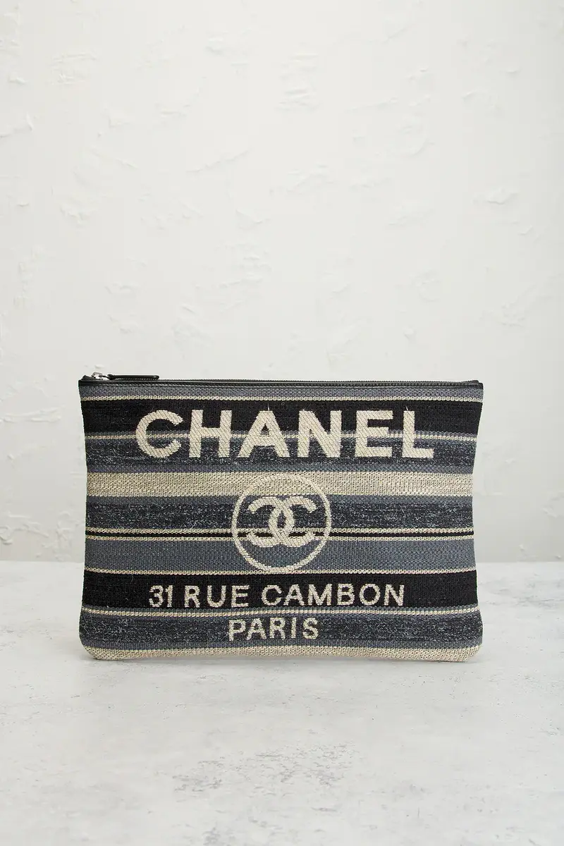 Chanel Chanel Deauville Clutch | Thumbnail 2