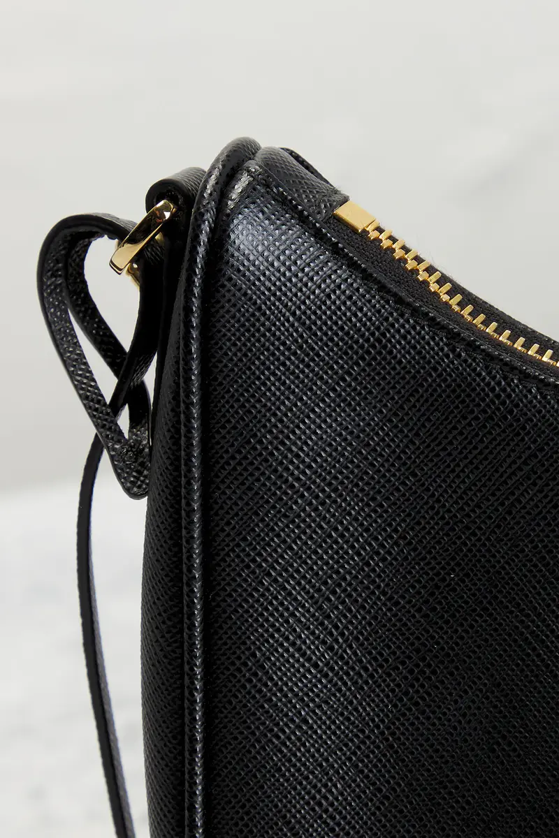 Prada Prada Saffiano Re-Edition 2005 Shoulder Bag | Thumbnail 7