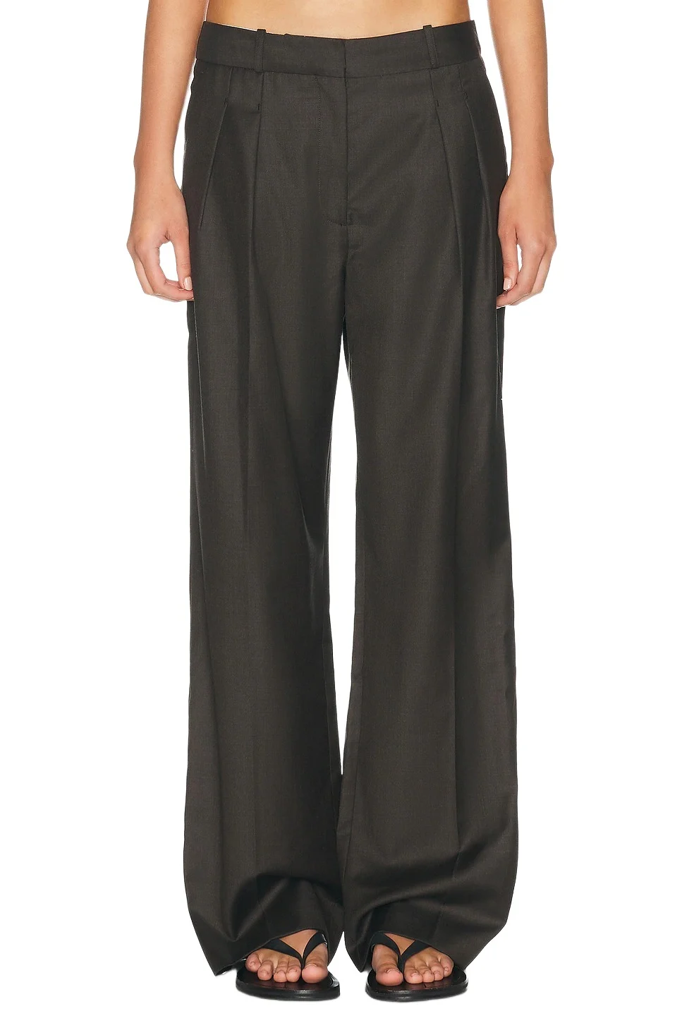 Loulou de Saison Sbiru Pleated Tailored Pant