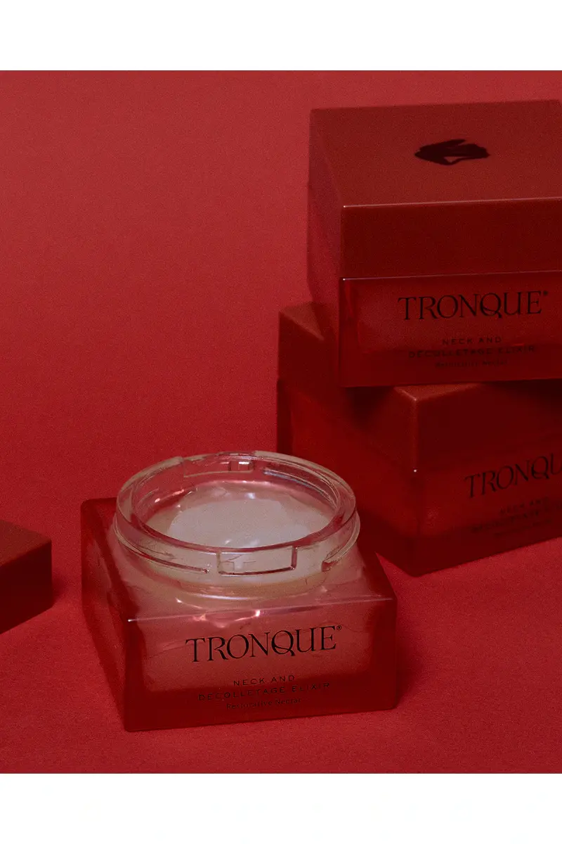 Tronque Neck And Decolletage Elixir | Thumbnail 4