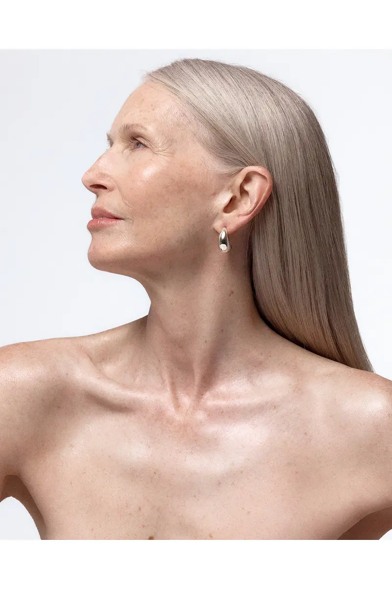 Tronque Neck And Decolletage Elixir | Thumbnail 6
