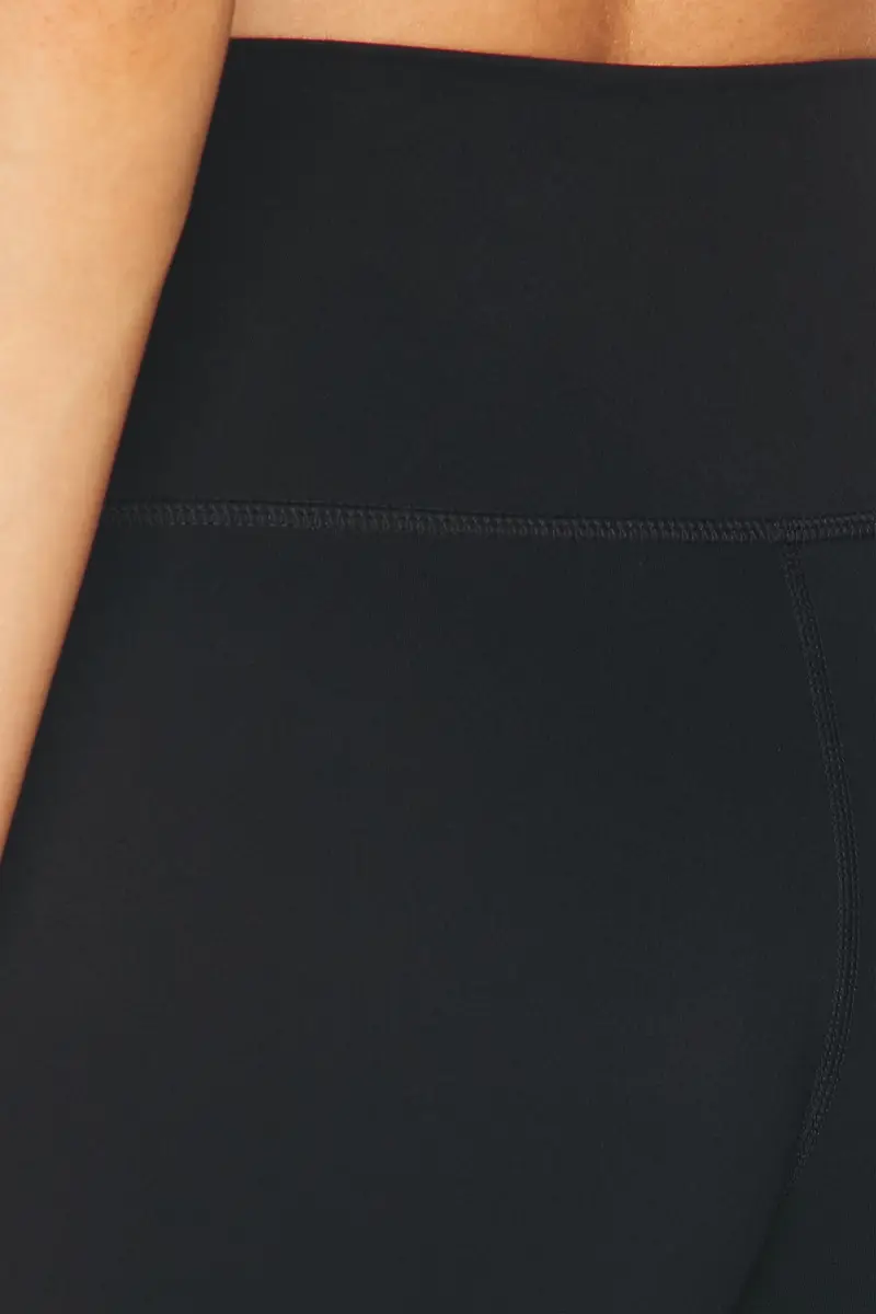 SET Active Sportbody Sporty Short | Thumbnail 6