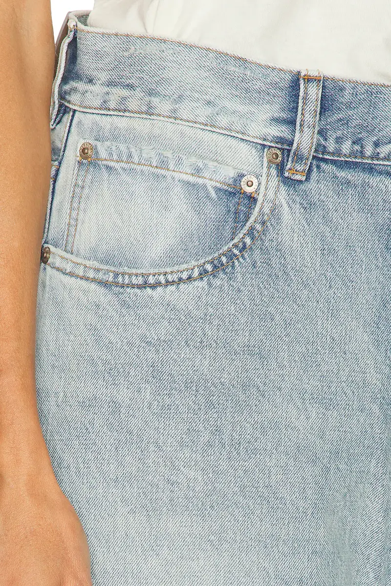 Balenciaga Baggy Leg | Thumbnail 6