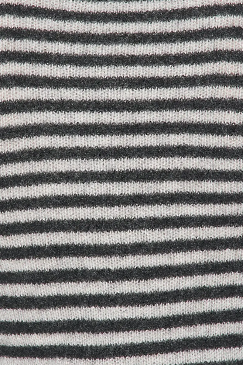 ENZA COSTA Cashmere Shrunken Crewneck Sweater | Thumbnail 5 ENZA COSTA Cashmere Shrunken Crewneck Sweater | Thumbnail 5