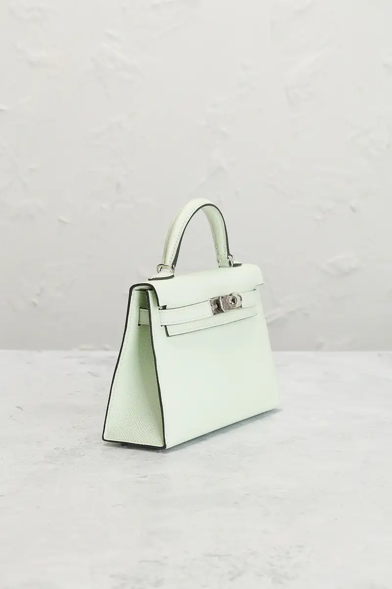 HERMÈS Hermes Epsom Kelly 20 Handbag | Thumbnail 4 HERMÈS Hermes Epsom Kelly 20 Handbag | Thumbnail 4