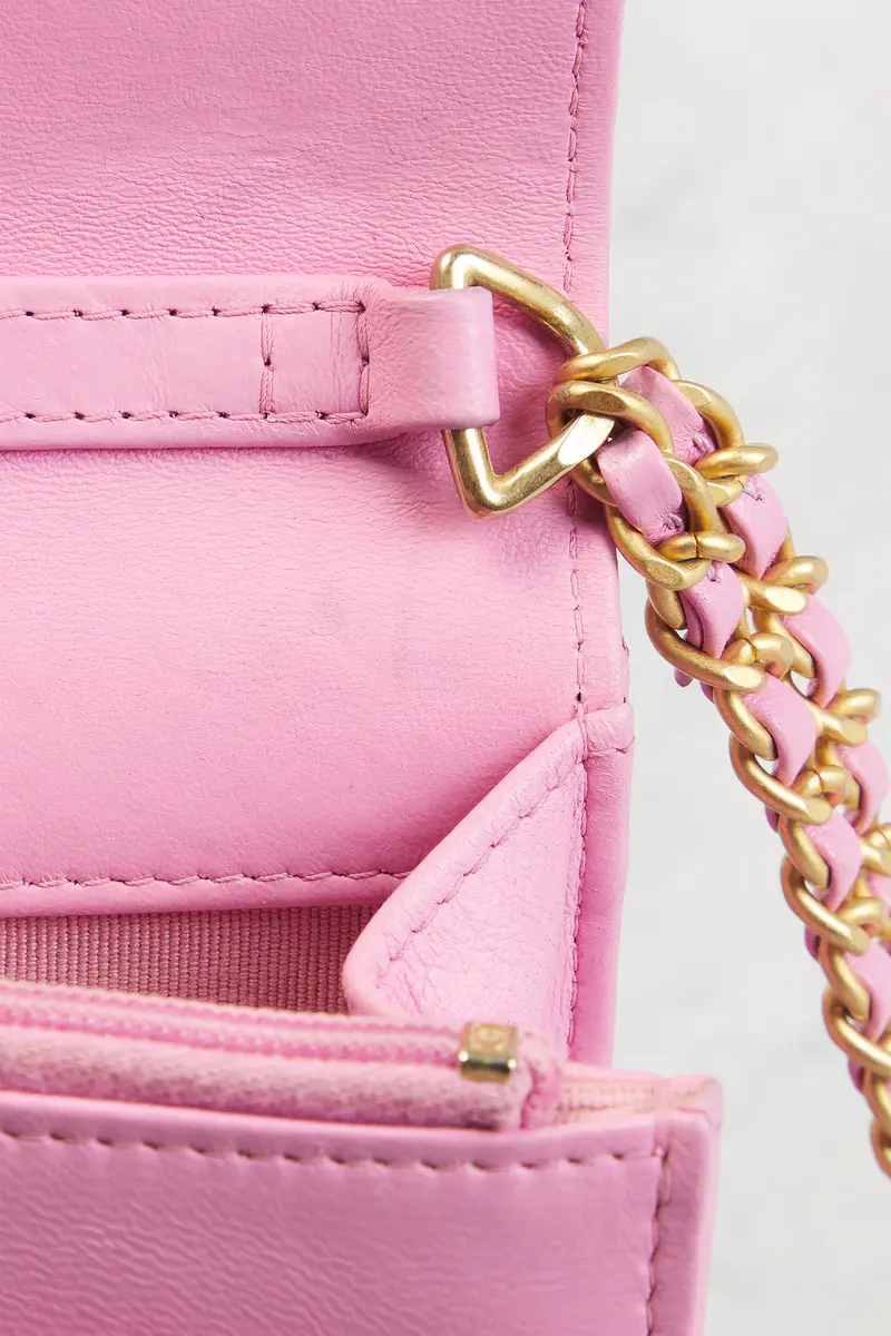 Chanel Chanel Lambskin Wallet On Chain | Thumbnail 7 Chanel Chanel Lambskin Wallet On Chain | Thumbnail 7