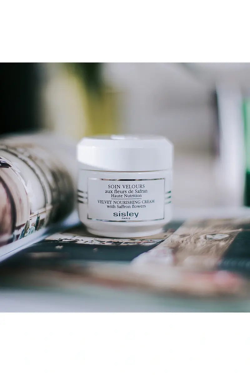 Sisley-Paris Velvet Nourishing Cream With Saffron Flowers | Thumbnail 6 Sisley-Paris Velvet Nourishing Cream With Saffron Flowers | Thumbnail 6