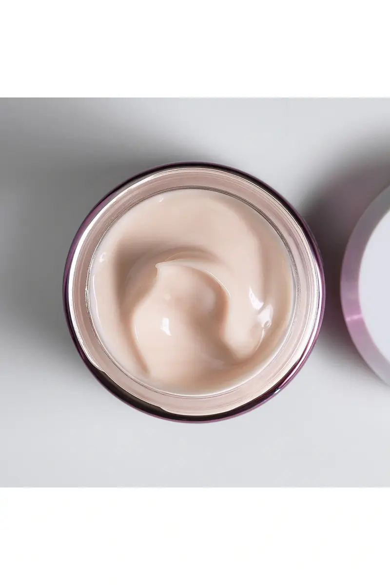 Sisley-Paris Black Rose Skin Infusion Cream | Thumbnail 5 Sisley-Paris Black Rose Skin Infusion Cream | Thumbnail 5