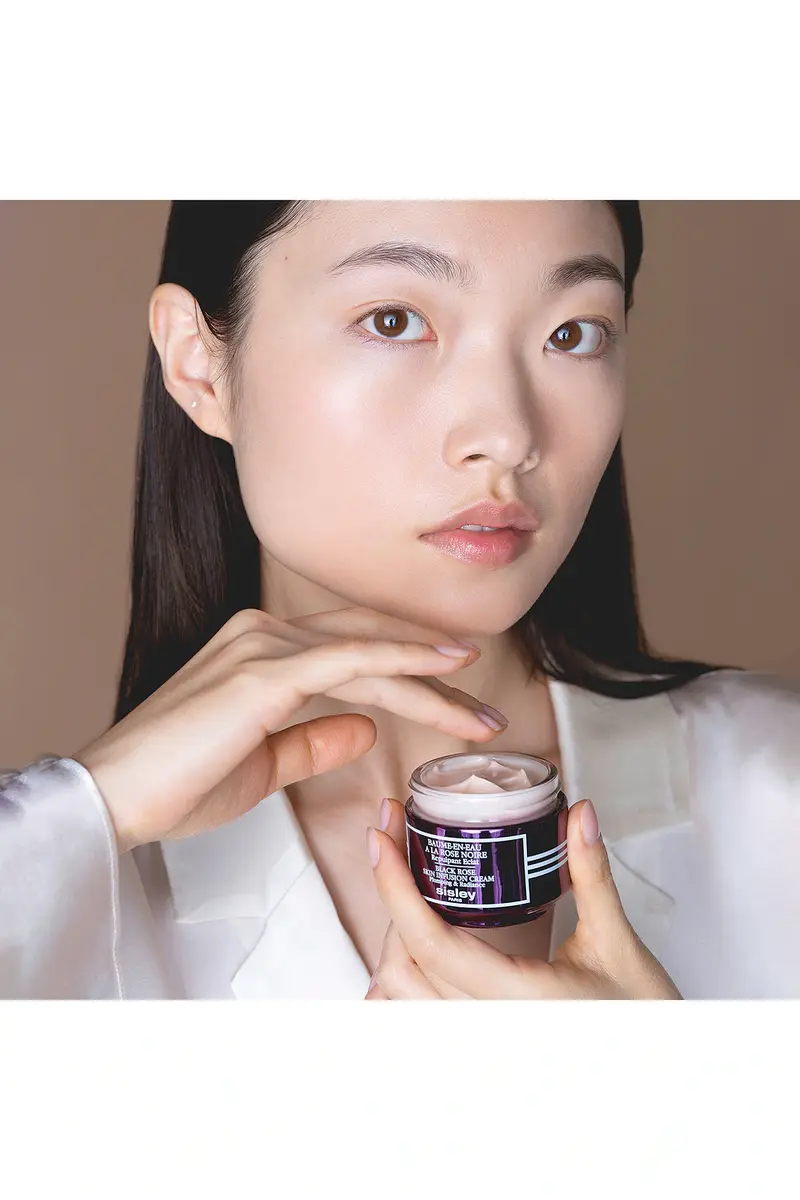 Sisley-Paris Black Rose Skin Infusion Cream | Thumbnail 6 Sisley-Paris Black Rose Skin Infusion Cream | Thumbnail 6