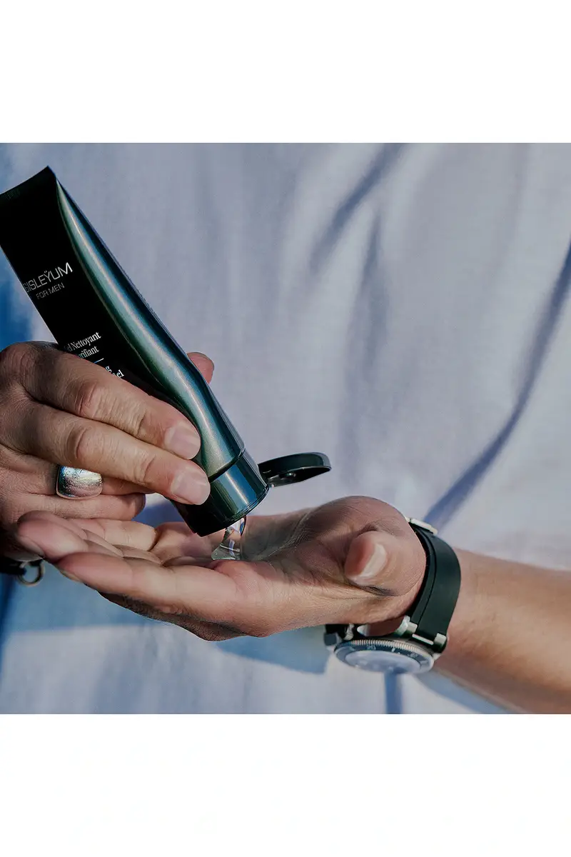 Sisley-Paris Sisleyum Purifying Cleansing Gel | Thumbnail 6 Sisley-Paris Sisleyum Purifying Cleansing Gel | Thumbnail 6