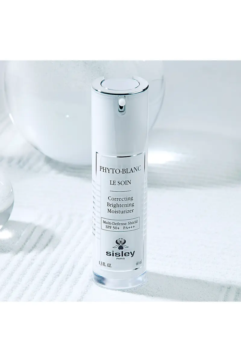 Sisley-Paris Phyto-Blanc Brightening Protective Moisturizer | Thumbnail 3 Sisley-Paris Phyto-Blanc Brightening Protective Moisturizer | Thumbnail 3