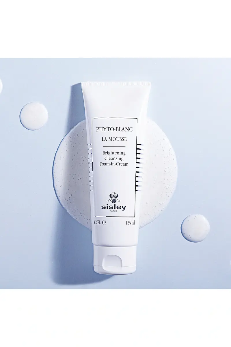 Sisley-Paris Phyto-Blanc La Mousse Brightening Cleansing Foam-in-Cream | Thumbnail 3 Sisley-Paris Phyto-Blanc La Mousse Brightening Cleansing Foam-in-Cream | Thumbnail 3