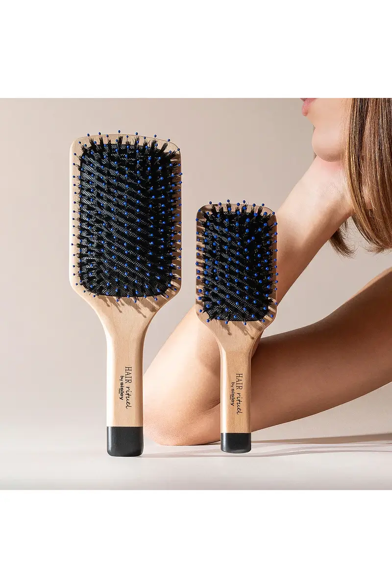 Sisley-Paris The Brush Radiance & Softness | Thumbnail 5 Sisley-Paris The Brush Radiance & Softness | Thumbnail 5