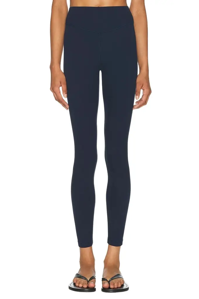Wunder Under Luxtreme High Rise 25 Legging Wunder Under Luxtreme High Rise 25 Legging