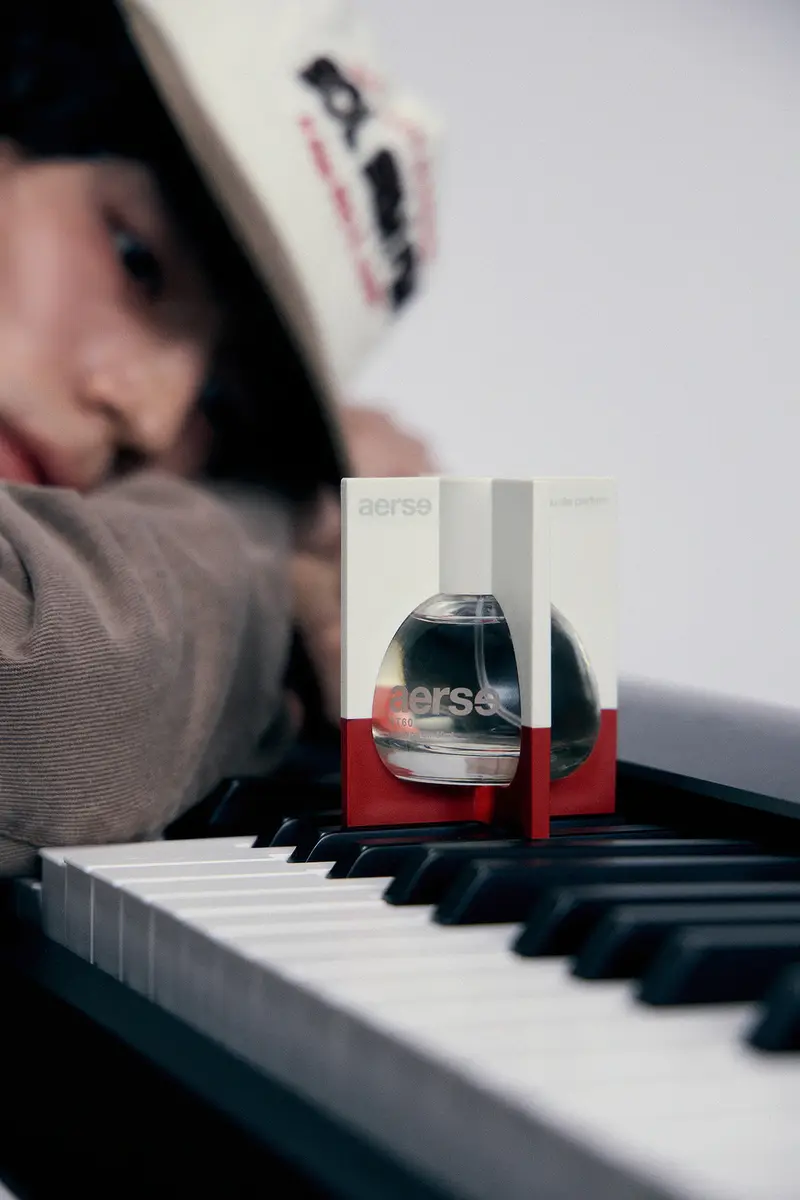 aerse RT60 Eau de Parfum | Thumbnail 6 aerse RT60 Eau de Parfum | Thumbnail 6