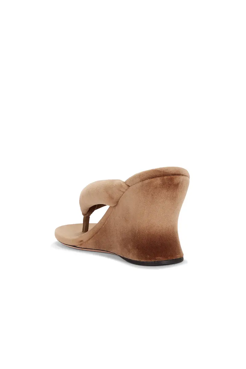Balenciaga Gaeta Wedge Thong Sandal | Thumbnail 3