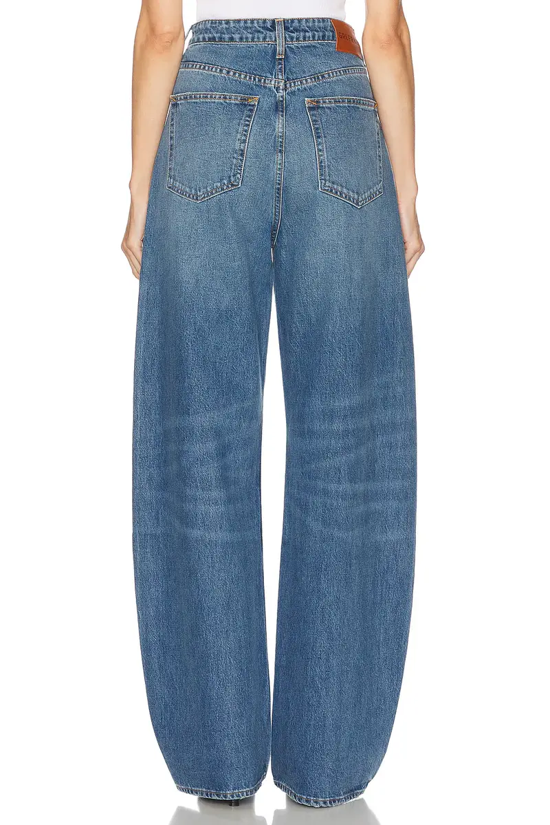 GRLFRND Austen High Rise Curve Jeans | Thumbnail 4 GRLFRND Austen High Rise Curve Jeans | Thumbnail 4