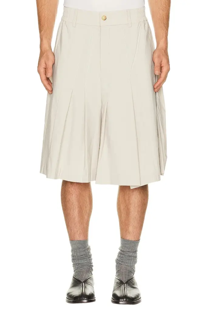 Irregular Pleats Shorts Irregular Pleats Shorts