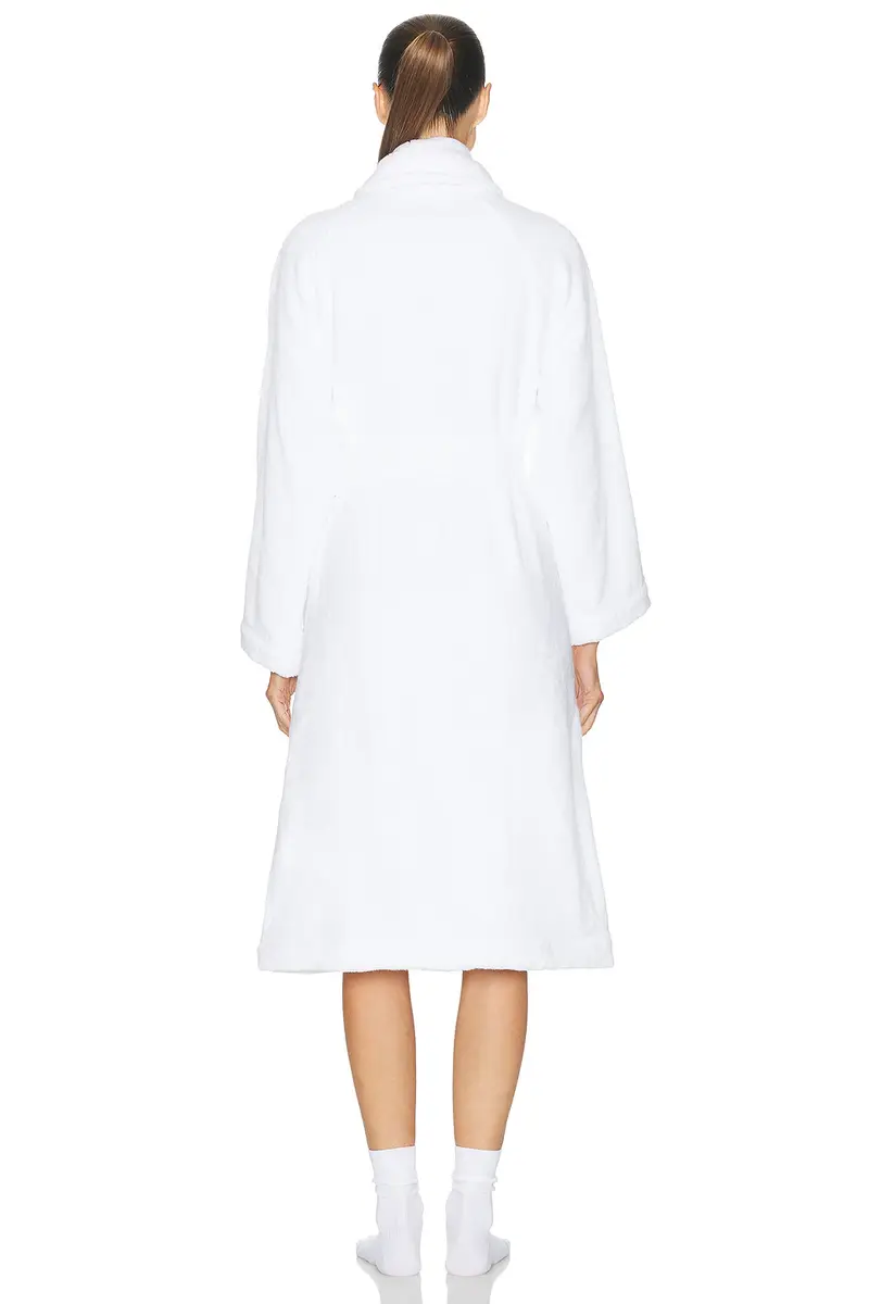 Parachute Classic Plush Robe | Thumbnail 3 Parachute Classic Plush Robe | Thumbnail 3
