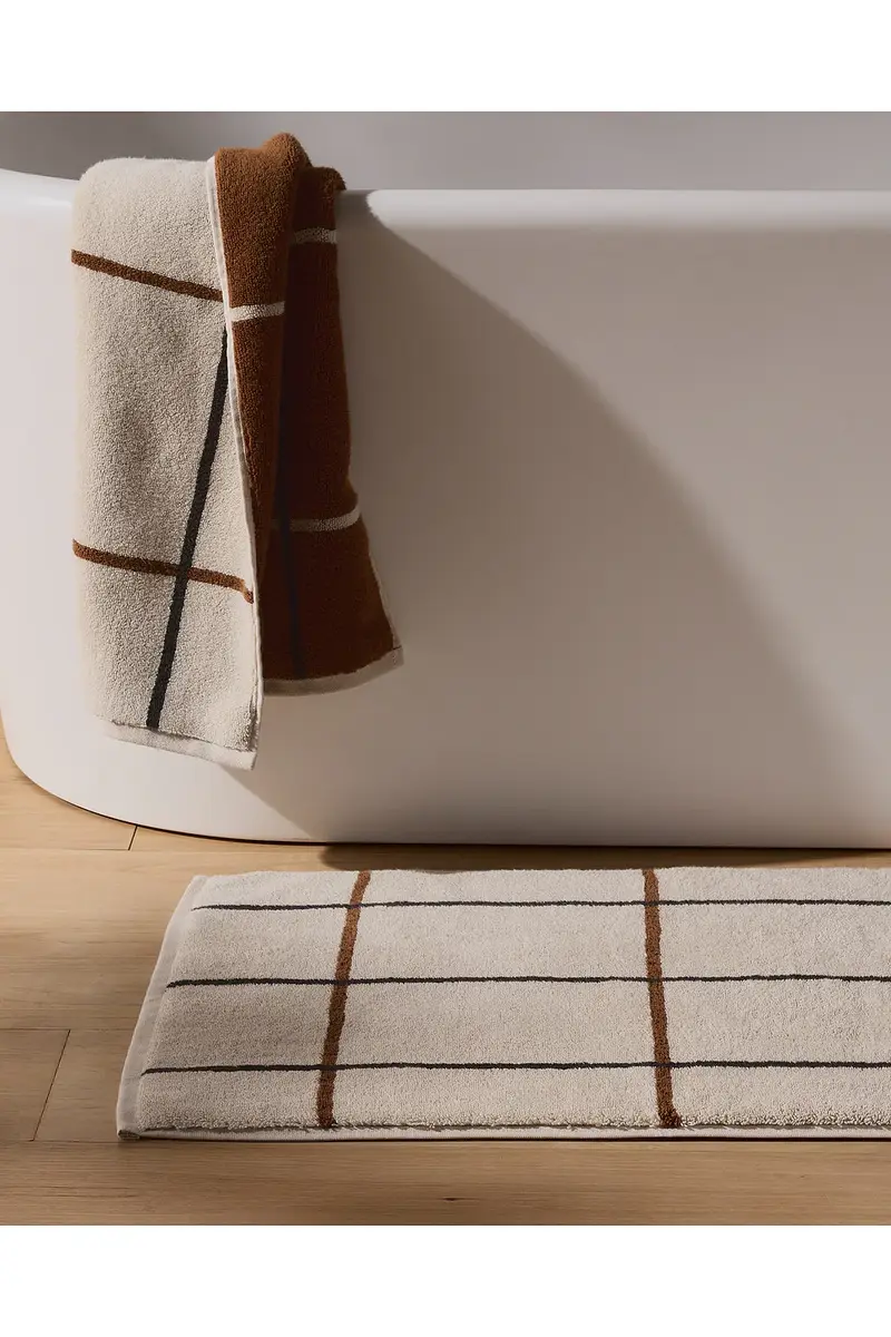 Parachute Organic Plush Tub Mat | Thumbnail 2
