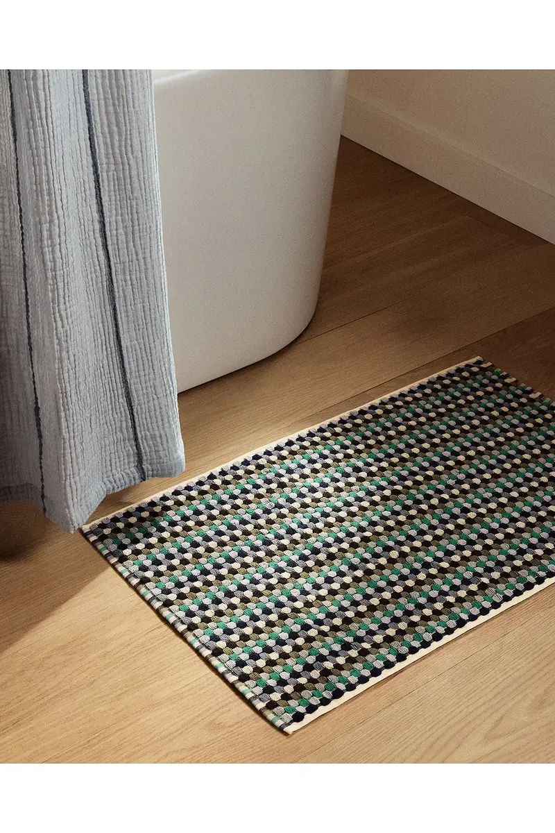 Parachute Organic Mosaic Bath Tub Mat | Thumbnail 2 Parachute Organic Mosaic Bath Tub Mat | Thumbnail 2