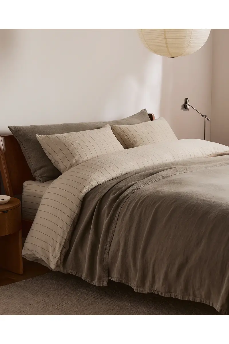 Parachute Vintage Linen Bed Blanket | Thumbnail 3 Parachute Vintage Linen Bed Blanket | Thumbnail 3