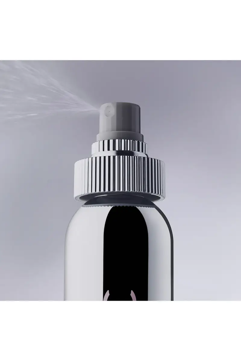 Lunesi Illuminating Leave-In Conditioner With UV-Protection | Thumbnail 3 Lunesi Illuminating Leave-In Conditioner With UV-Protection | Thumbnail 3