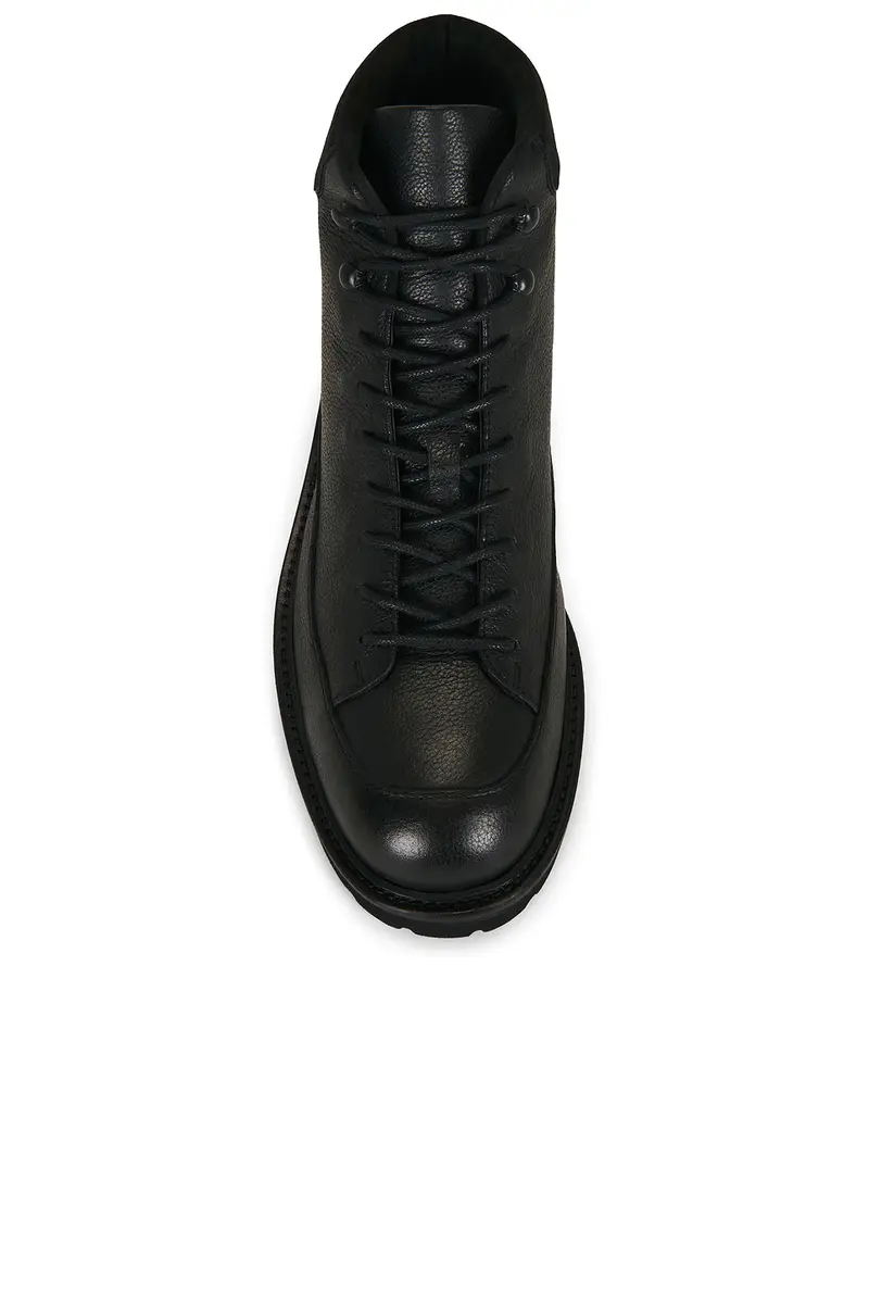 Common Projects Leather Hiker Boot Piuma | Thumbnail 4 Common Projects Leather Hiker Boot Piuma | Thumbnail 4