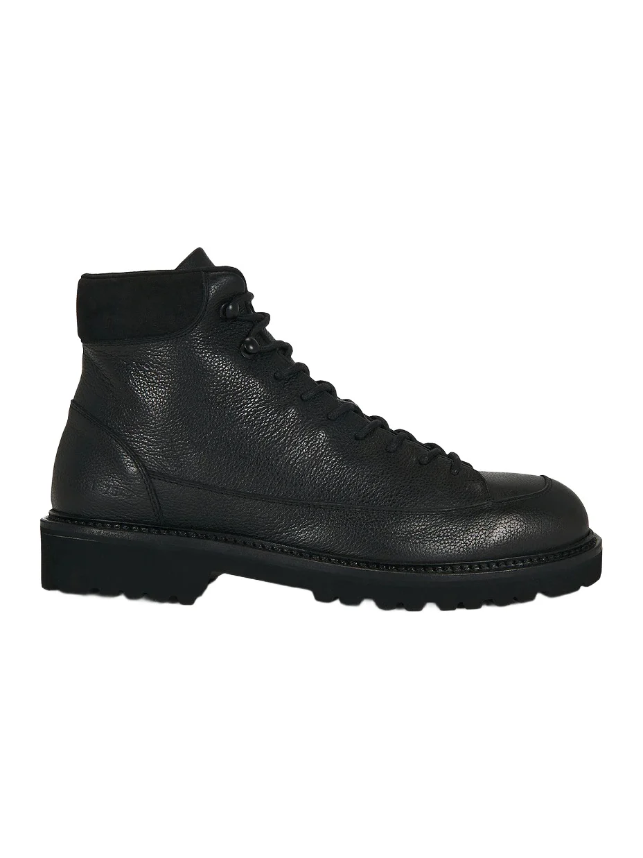 Common Projects Leather Hiker Boot Piuma