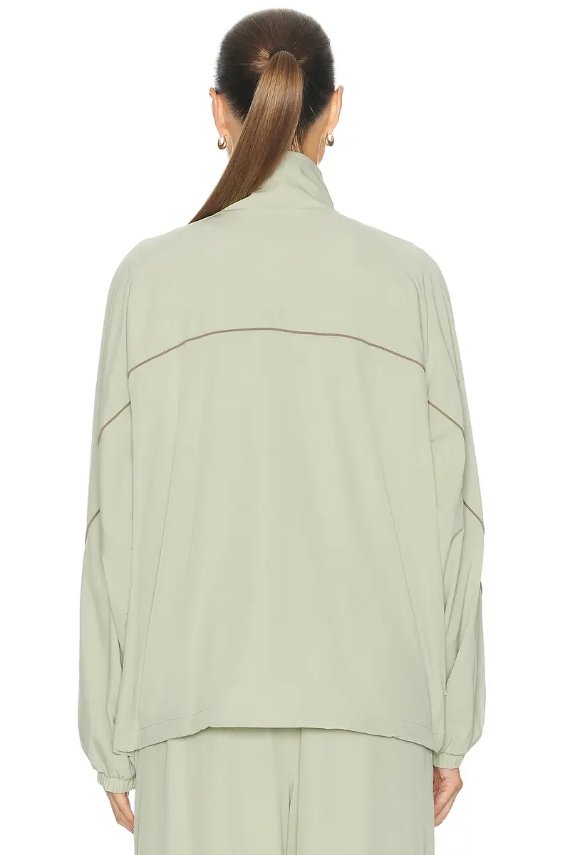 NikeSKIMS Stretch Nylon Oversized Jacket | Thumbnail 4 NikeSKIMS Stretch Nylon Oversized Jacket | Thumbnail 4