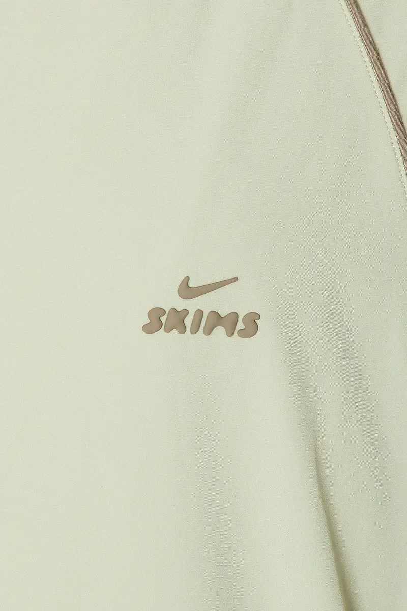 NikeSKIMS Stretch Nylon Oversized Jacket | Thumbnail 6 NikeSKIMS Stretch Nylon Oversized Jacket | Thumbnail 6