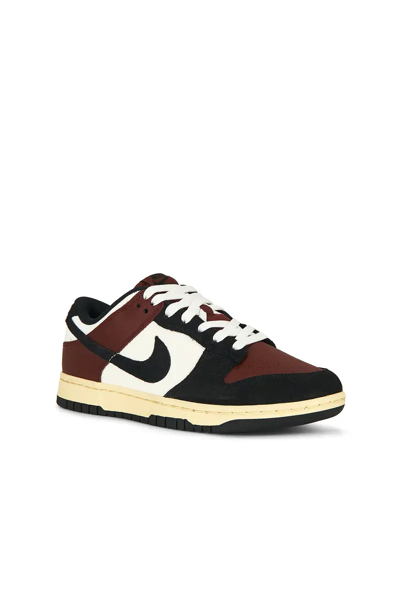 Nike Dunk Low Retro | Thumbnail 2 Nike Dunk Low Retro | Thumbnail 2