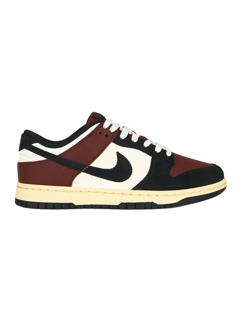 Nike Dunk Low Retro