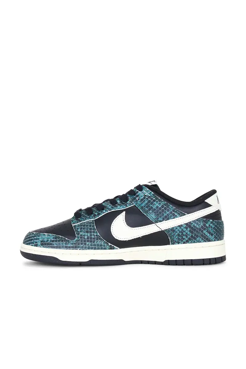 Nike Dunk Low Retro Sneaker | Thumbnail 5