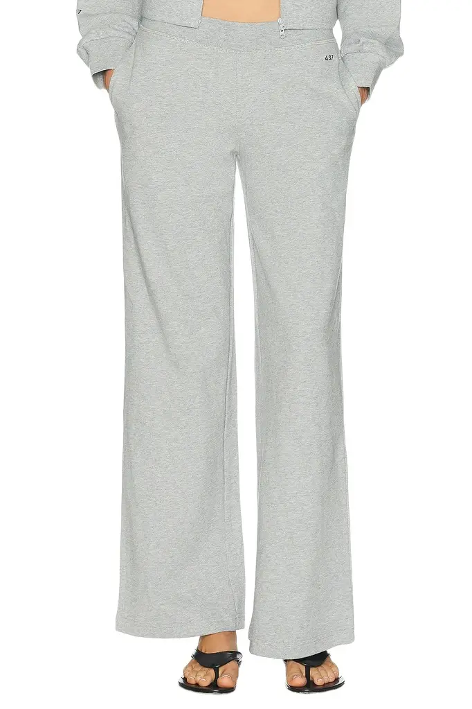 437 The Off-Duty Pant