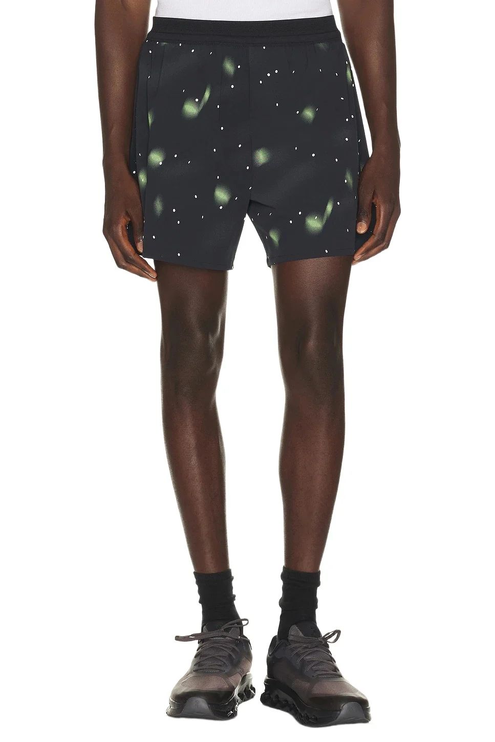 ON Performance Shorts Lumos