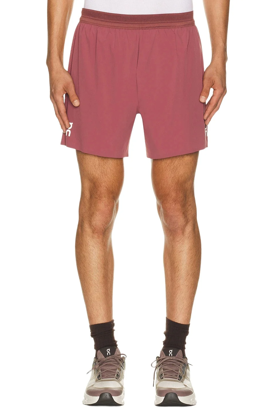 ON 5 Performance Shorts