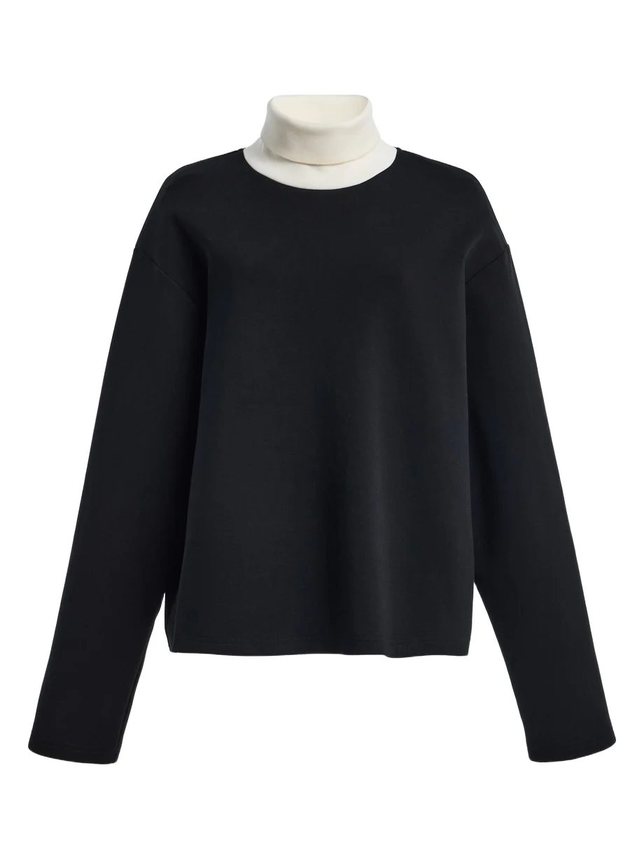 Lii Contrast Turtleneck Jersey Top