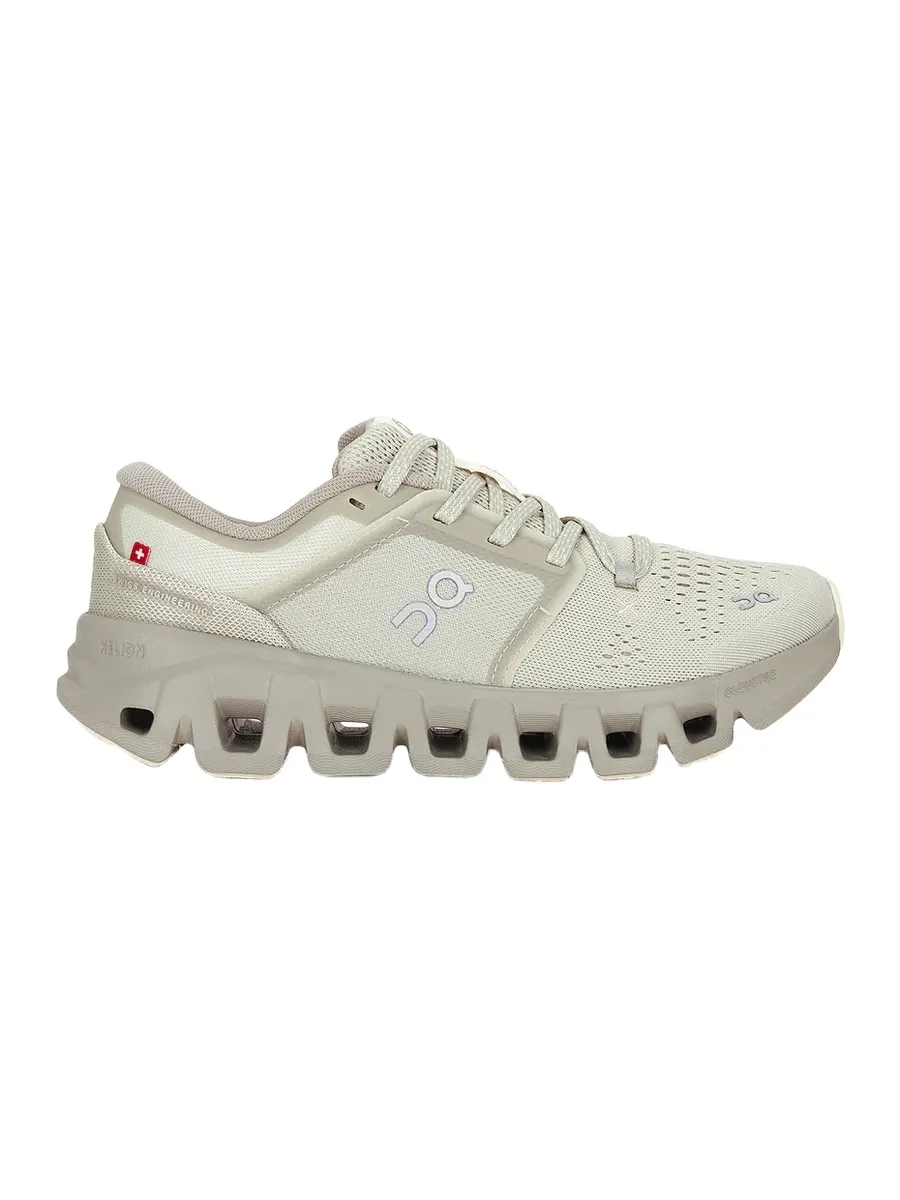 ON Cloud X 5 Sneaker