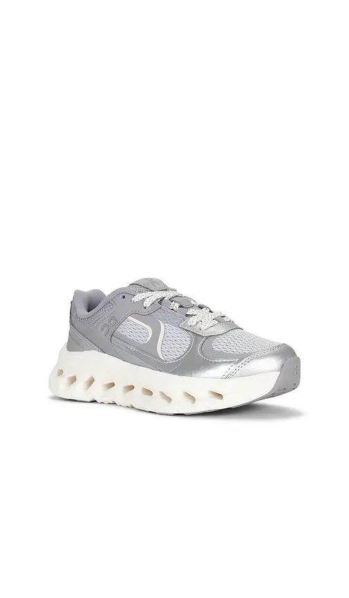 ON Cloudtilt Arc Sneaker | Thumbnail 2 ON Cloudtilt Arc Sneaker | Thumbnail 2