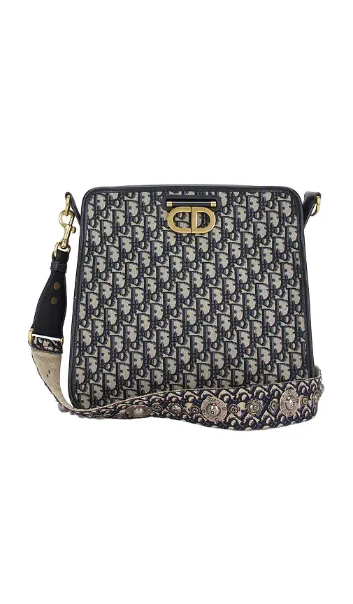 Dior Oblique Montaigne 30 Crossbody Bag