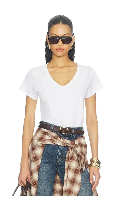 WAO V-Neck Tee