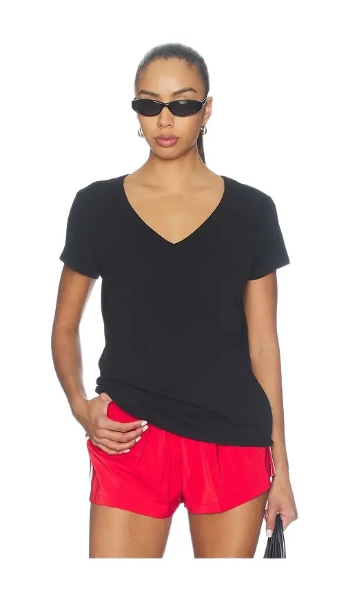 WAO V-Neck Tee