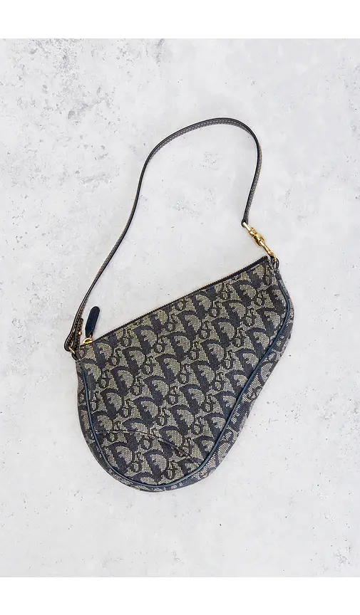 Dior Diorissimo Pochette Saddle Bag | Thumbnail 2 Dior Diorissimo Pochette Saddle Bag | Thumbnail 2