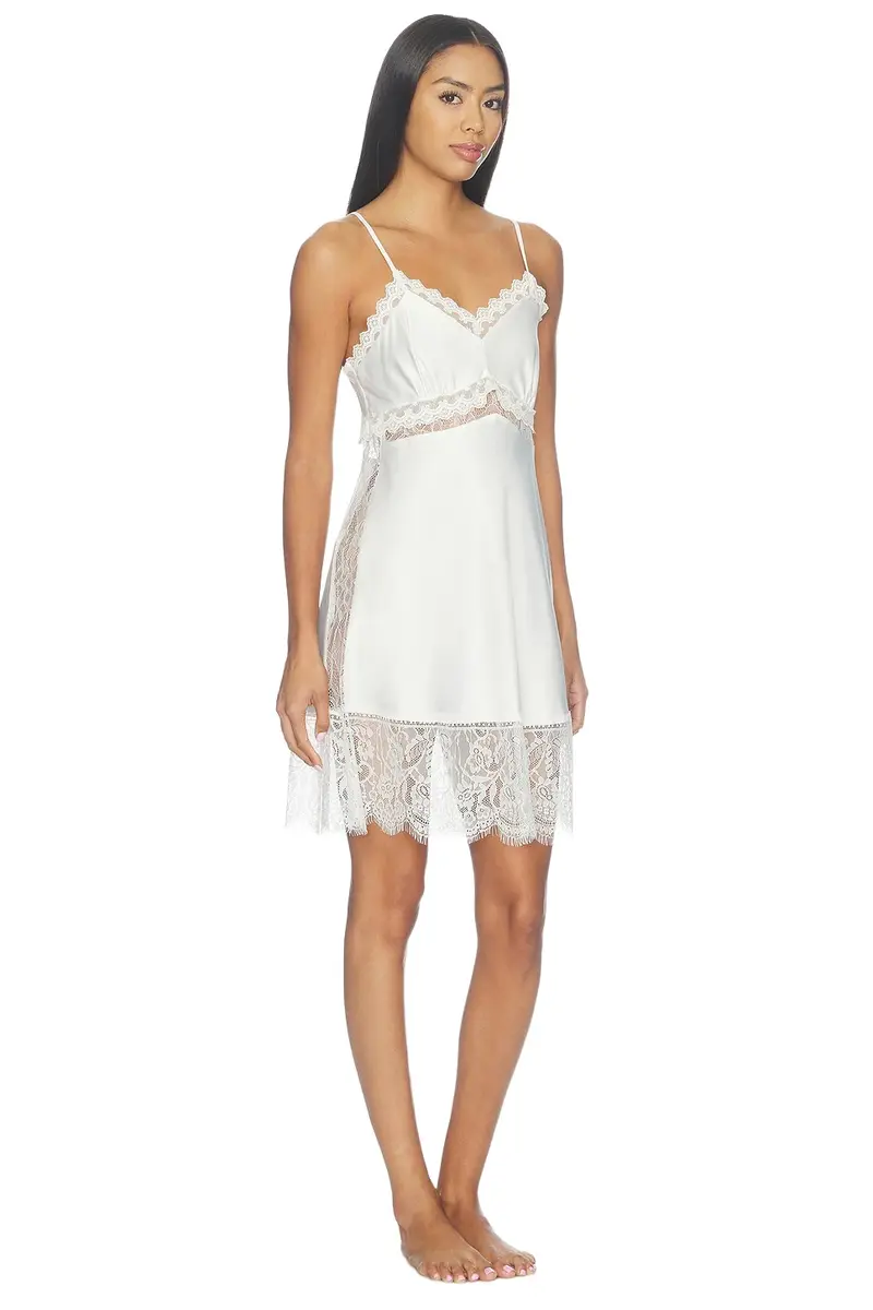 Skyler Solid Stretch Charm Chemise Skyler Solid Stretch Charm Chemise