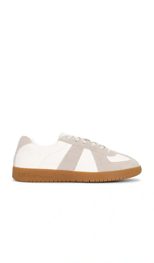 Steve Madden Dixon