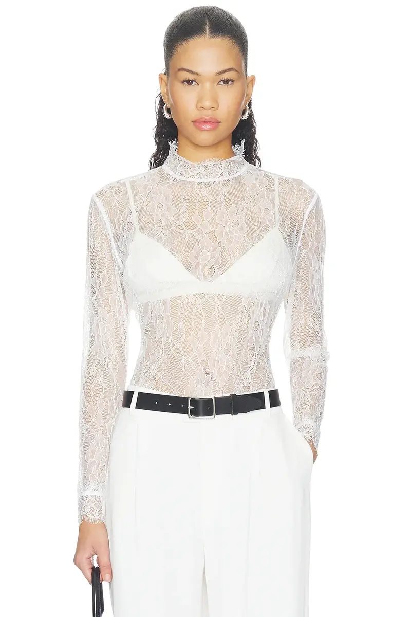 Nonchalant Label Mary Lace Top