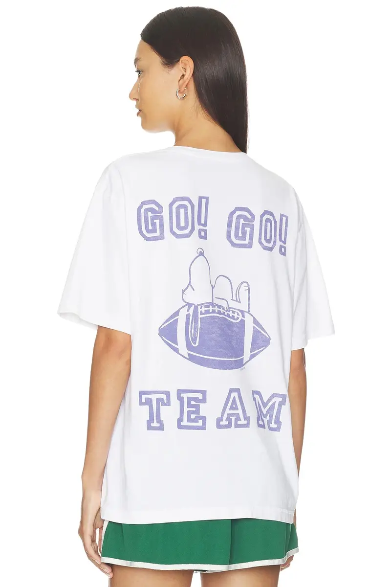Snoopy Go Go Team V-neck Yoke Tee Snoopy Go Go Team V-neck Yoke Tee