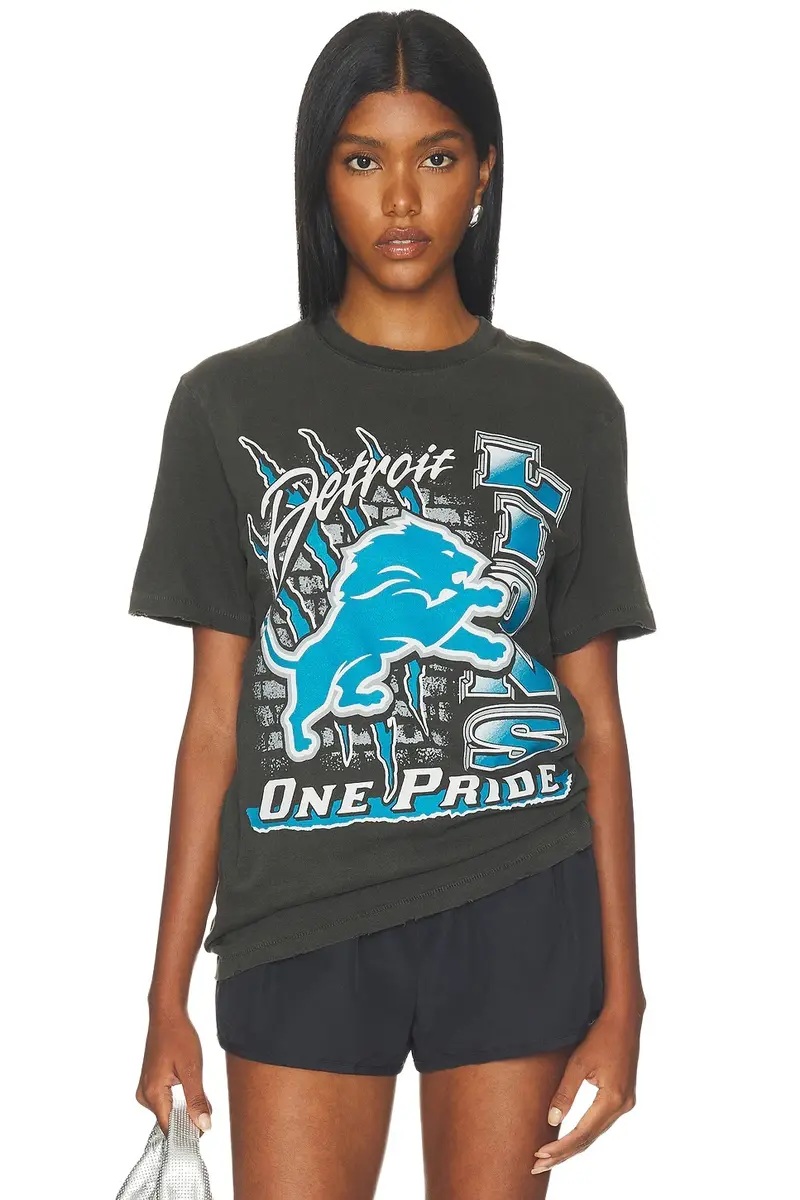 Junk Food Lions City Edition Vintage Tee