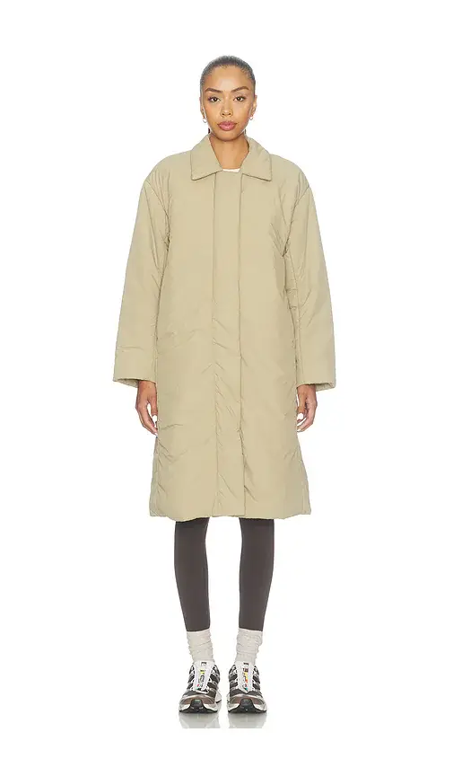 lululemon ThermoZen Insulated Mac Coat | Thumbnail 2 lululemon ThermoZen Insulated Mac Coat | Thumbnail 2